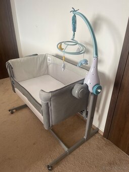 Chicco Next2Me Magic Evo-postýlka +2 prostěradla+ kolotoč - 3