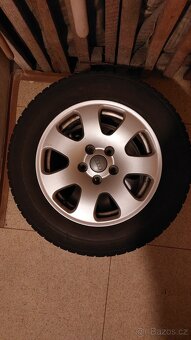 Originální Audi disky 7Jx15 H2 ET39 s pneumatikami Bridgesto - 3