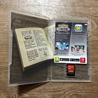 Nintendo Switch - Pokemon Scarlet + Super Mario Bros. Wonder - 3