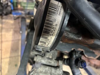 Motor T4 2.5 benzin - 3
