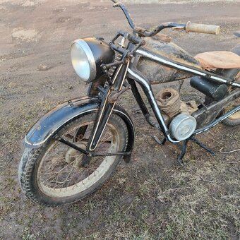 ČZ 175 předvalecna - 3