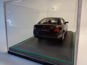 Abrex model 1/43 Octavia II černá perleťová - 3