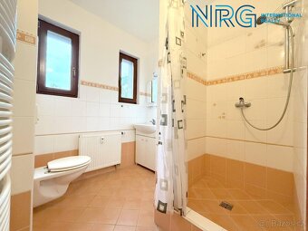 Pronájem bytu 1+1, 35 m², společná zahrada, bazén, Kolín - 3