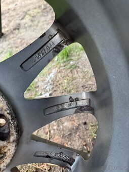 Alu kola 5x114,3 et38 r16 - 3