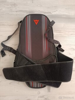 Páteřák Dainese XL - 3