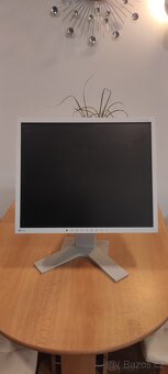 19" PC monitor EIZO FlexScan S1901 - 3