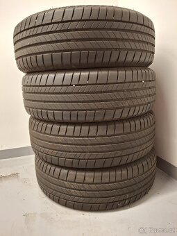 Letni pneumatiky BRIDGESTONE 205/60 R16
- 3