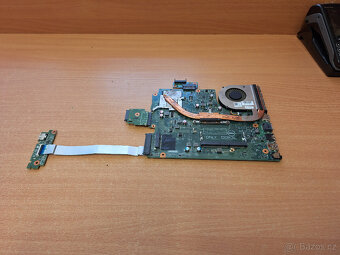 Dell Inspiron 15-3000 series - funkční základní deska s CPU - 3