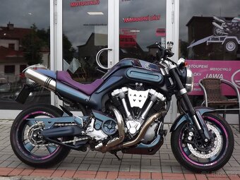 Yamaha MT-01 - 3