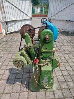 Litinovy soustruh na drevo - 3