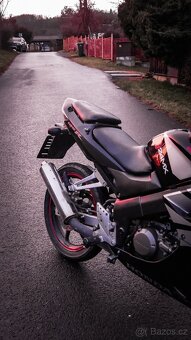 Honda CBR 125R - 3