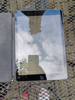 Prodám Vyměním Ipad 7 32G - 3
