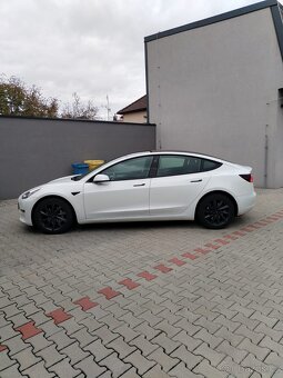 Tesla model 3 Long Range Dual Motor 2022 AMD Ryzen - 3