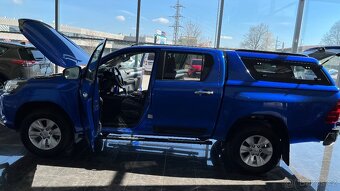 Toyota Hilux 2,4 110kw r.v. 2018 180000km - 3