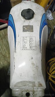 Yamaha RD80 nádrž - 3