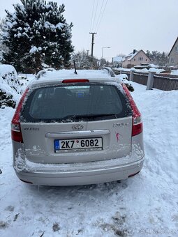 Hundai i30CW 1,6 benzin - 3