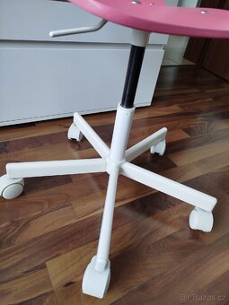 Dětská židle růžová / bílá. IKEA - 3