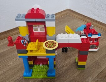 Lego Duplo Hasičárna 10903 - 3