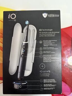 Oral-B iO Series 10 - 3