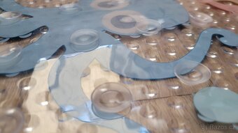 Protiskluzová podložka do vany - 3