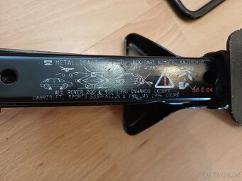 Originál Rover hever + klíč na šrouby - 3