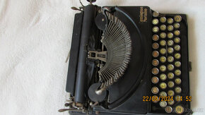 psací stroj Remington - 3