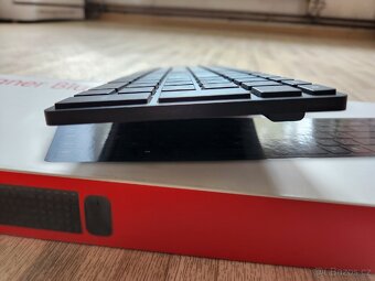 Bluetooth klávesnice a myš Microsoft Designer - 3