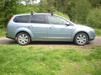 Ford Focus kombi 1,6 benzín - 3