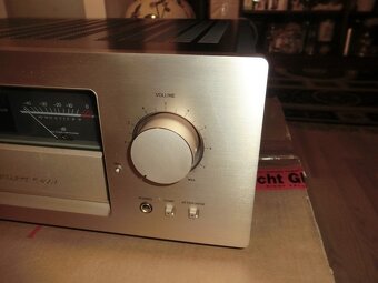 Špičkový zesilovač Accuphase E-406V - 3