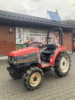 Japonský malotraktor Mitsubishi MT201, traktor 4x4 - 3