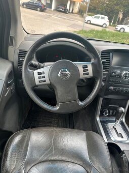 Nissan Pathfinder 2.5 dCi LE Aut. 140kw - 3