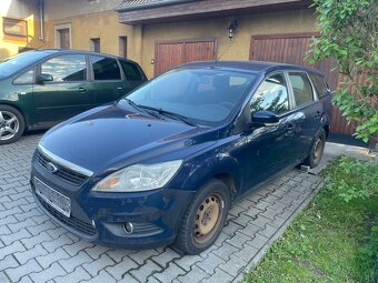 Ford Focus 1.6 tdci combi Na nahradni dily - 3
