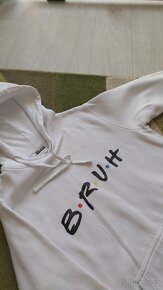Bílá mikina od youtubera Stay12 MERCH vel.S/M - 3