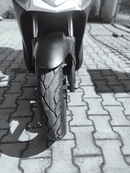Skútr KYMCO AGILITY CITY 125 - 3