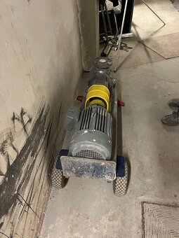 Elektromotor (5,5kw - 2940 ot/min)+jednostupňového čerpadla - 3