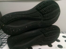 Sportovní tenisky NIKE vel. 35,5 - 3