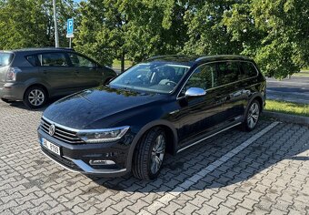 Volkswagen Passat Alltrack (B8) - 3