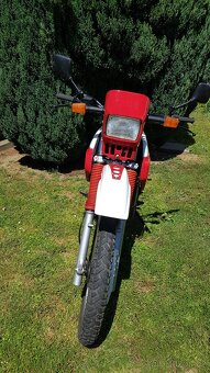 Prodám Suzuki DR 650 r.v. 1992 se startérem. - 3