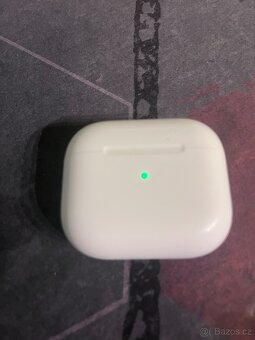 nabijeci pouzdro airpods 3. gen - 3