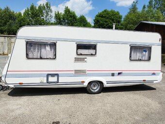 Karavan Bürstner Club 530 pro 5 osob. - 3