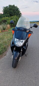 Honda FES 250 - 3