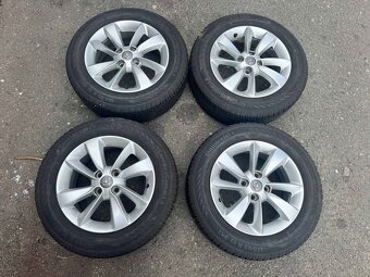 Krásné obuté alu kola OPEL 185 65 R 15 s pěkným letním vzork - 3