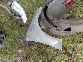 FORD MONDEO MK4 RV 2008/9, PŘEDEK KAPOTA, NÁRAZNÍK APOD. - 3