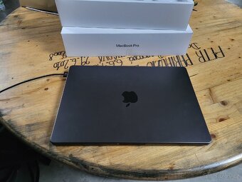 Apple macbook pro 14" - 3