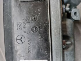 Airbag spolujezdce Mercedes-Benz E W211 (2004) - 3