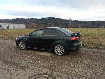 Mitsubishi Lancer - 3