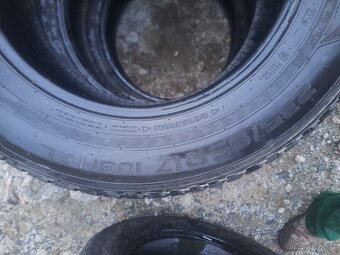 Nokian 235/45 R 17 - 3