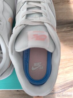 Nike - 3