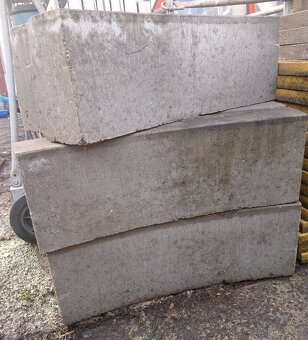 Betonové obrubníky - 3