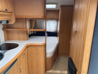 Hobby Excellent 460, 4 osoby, bojler, fr.postel - 3